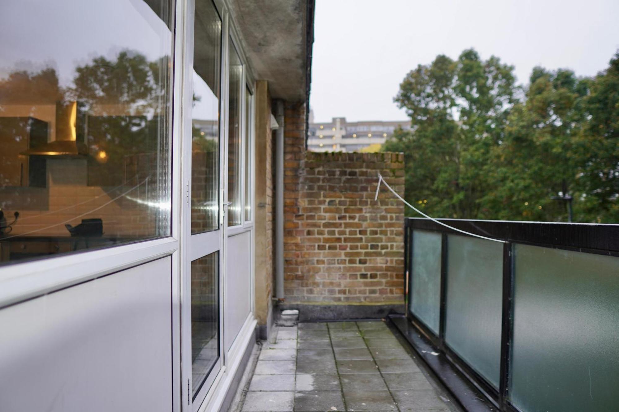 Spacious 1bd Flat Near London, Office, Smart Tv Appartamento Londra